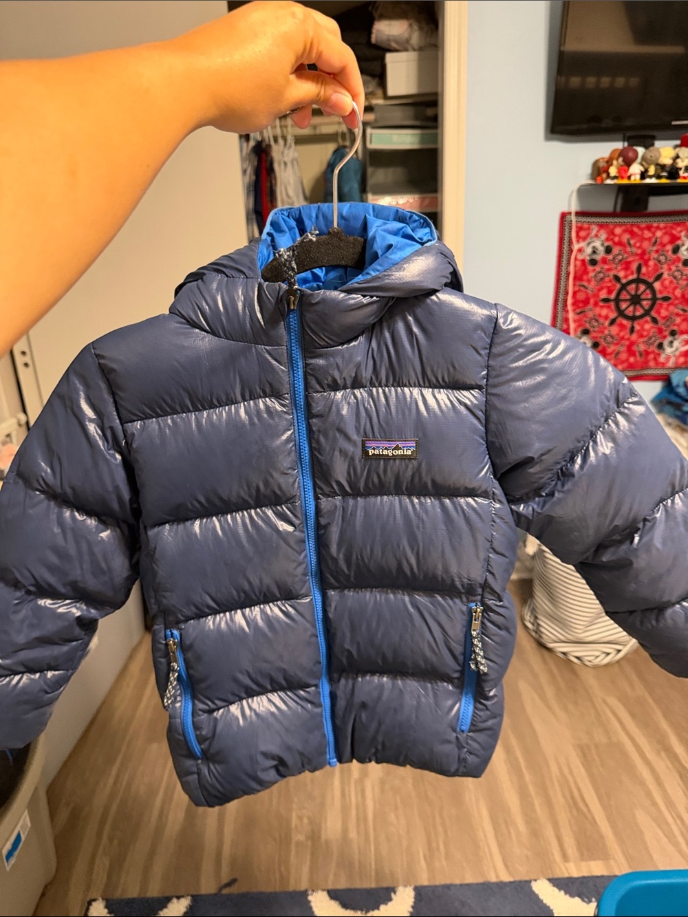Patagonia Kids' Navy Puffer Jacket with Hood 5T